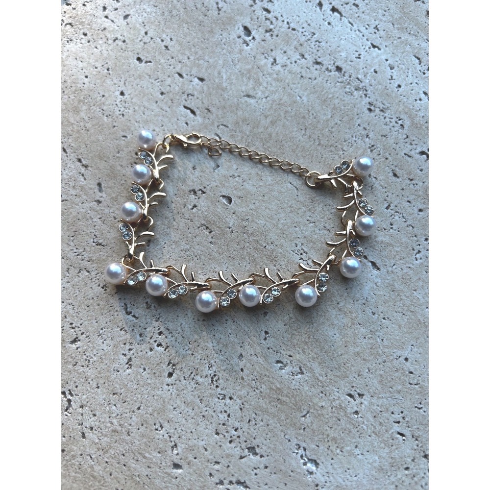 Gold Tone Faux Pearl Crystal Vine Leaf Link Bracelet Adjustable 6-8 Inch Wedding